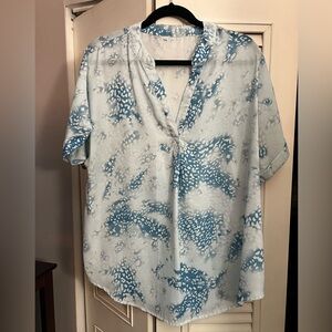 Women’s blouse blue and white 2XL
